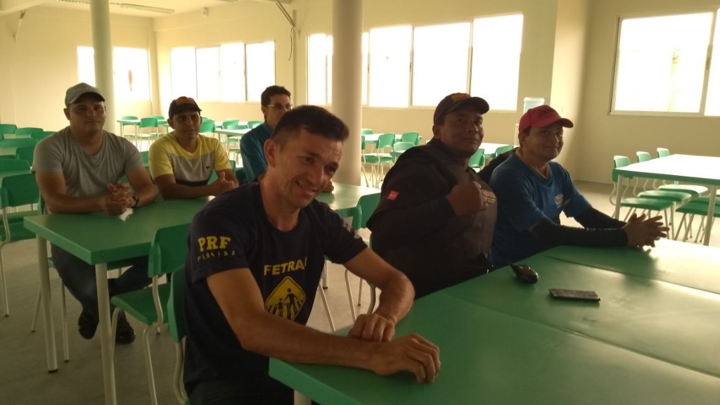 Confraternização com terceirizados