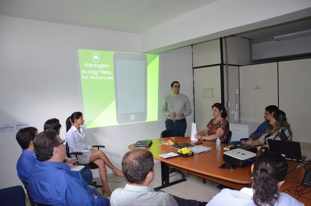 Equipe do Planede se reúne na PRPIPG e na PRAE