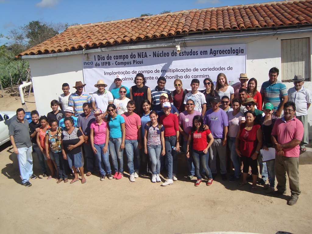 Picui -Estudantes.JPG