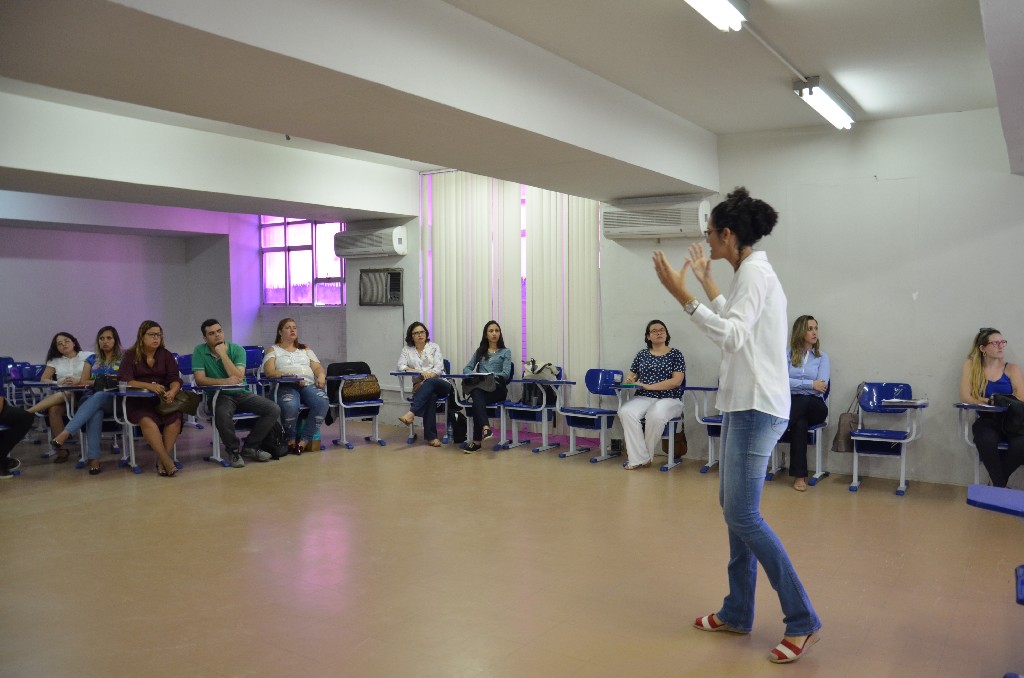 valeria - Cópia.jpg