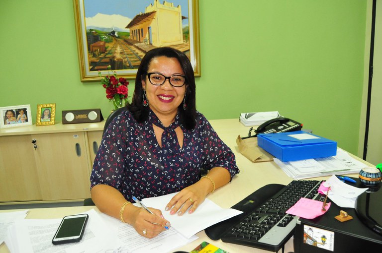 Lucrecia - Cópia.jpg