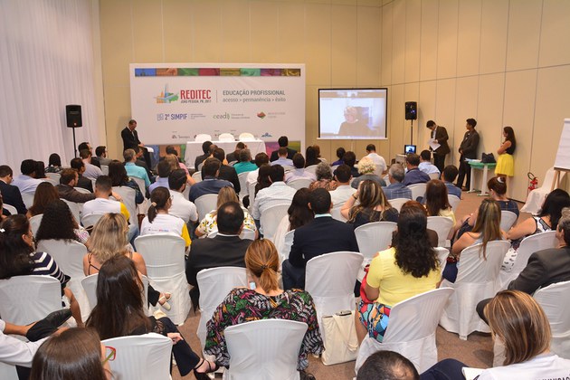 lideres - Cópia.JPG lideres - Cópia.JPG