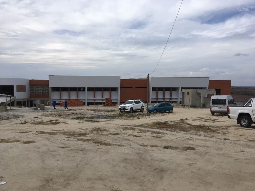 Visita do reitor ao Campus Esperança 3.jpg