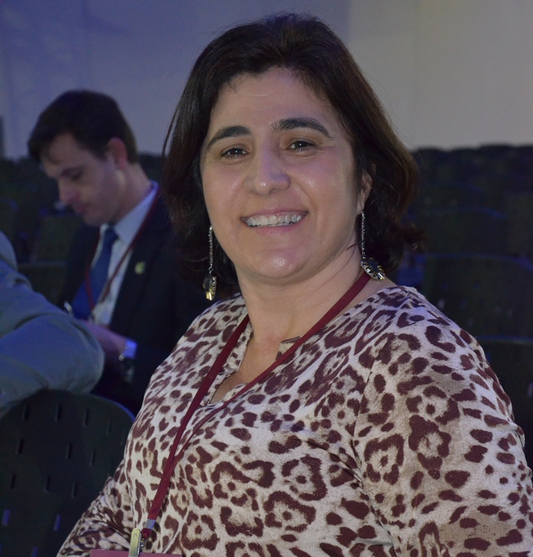 Pró Reitora de Pesquisa Inovação e Pós Graduação Francilda Araújo-.jpg