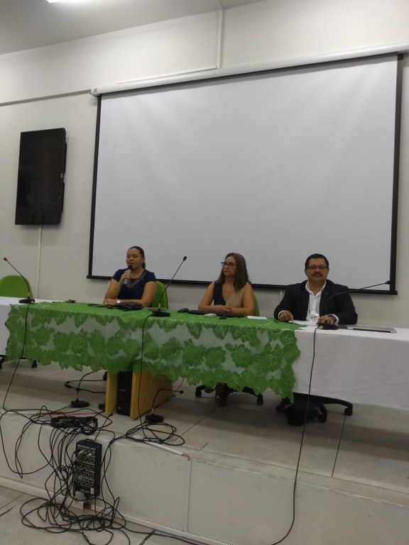 foto 1 mesa de encerramento.jpg