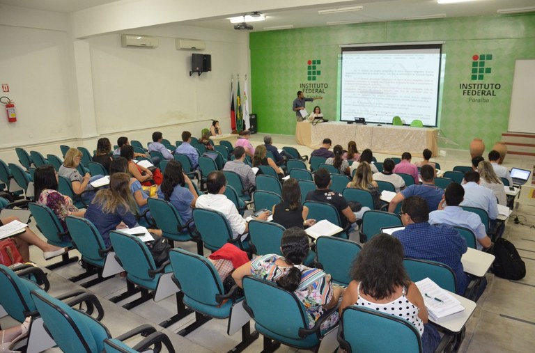 Plenária Diretrizes Indutoras.jpg