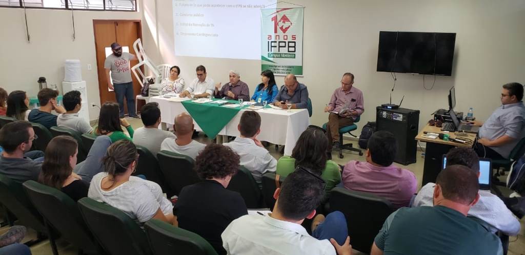 Reiti Monteiro Capa.jpg