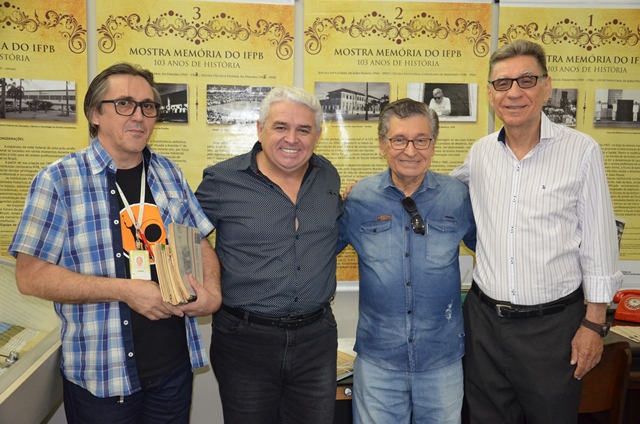 Candeia, Nicácio, Itapuan e Almiro.jpg