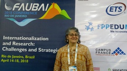 Mônica participando do FAUBAI.jpg