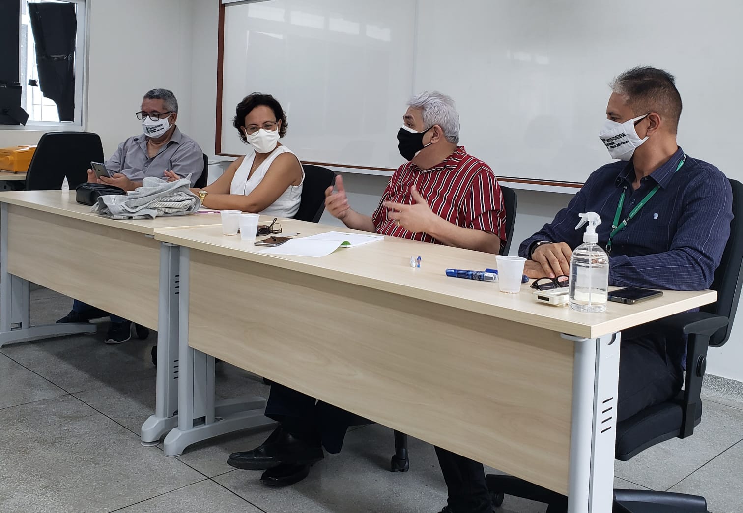 foto reuniao campus jp.jpg