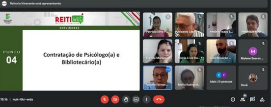 reuniao com os servidores a tarde.jpg