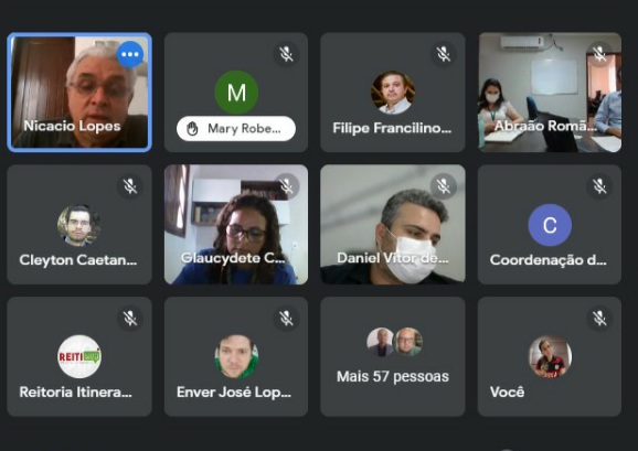 reuniao servidores.jpg