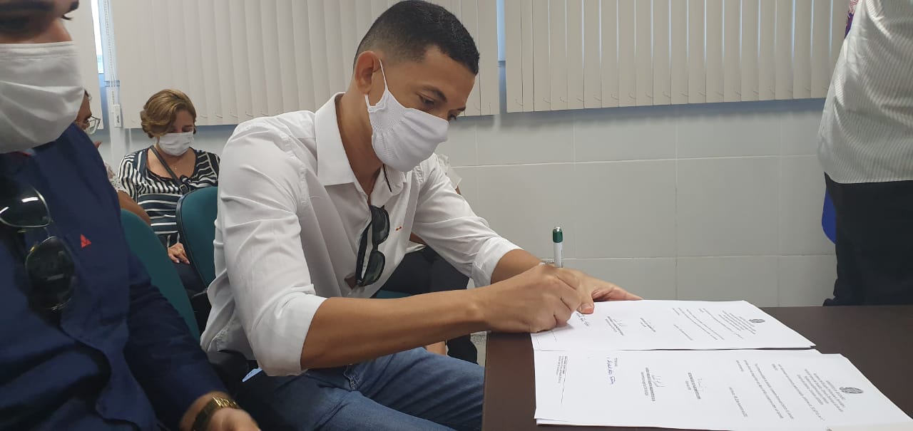 ato de assinatura 3.jpeg