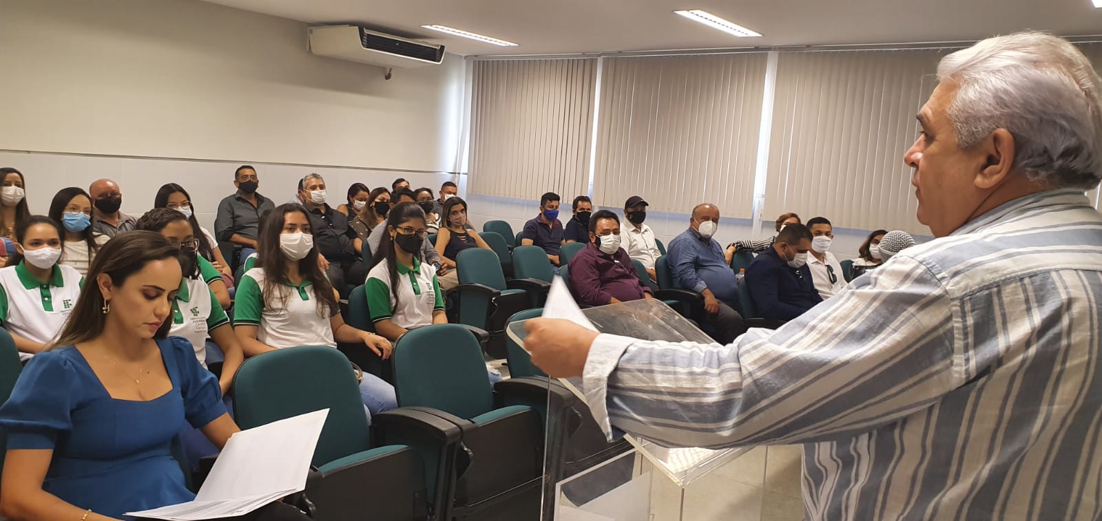 reitor anuncia novos tempos para o campus.jpeg