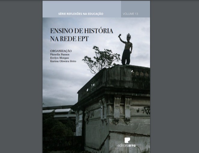 ensino de historia.jpg