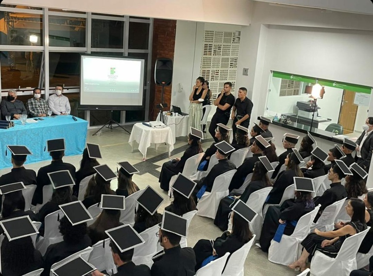 WhatsApp Image 2022-05-06 at 15.01.32.jpeg