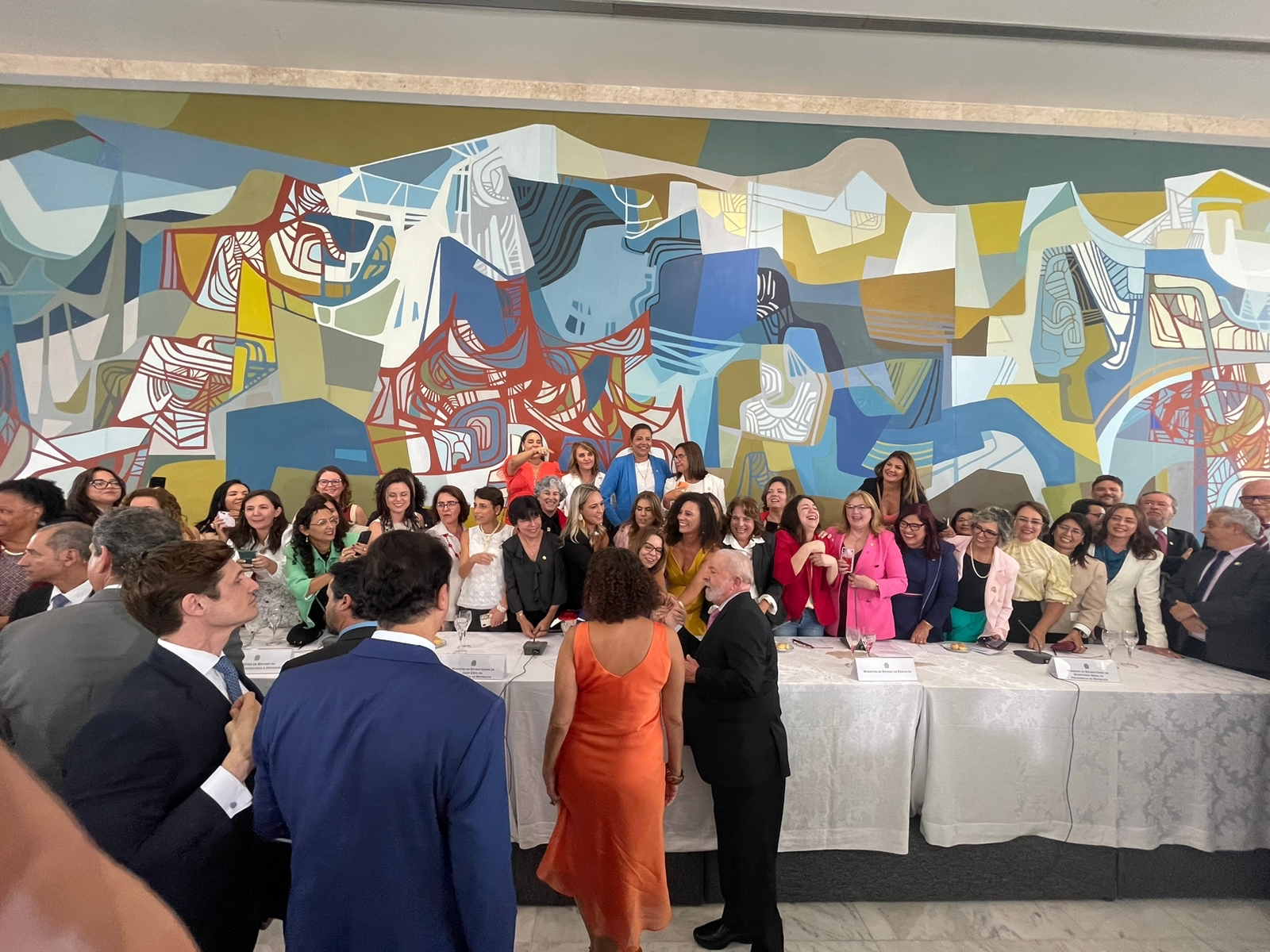 Presidente Lula recebe reitores de institutos federais e universidades no Palácio do Planalto (6).jpeg