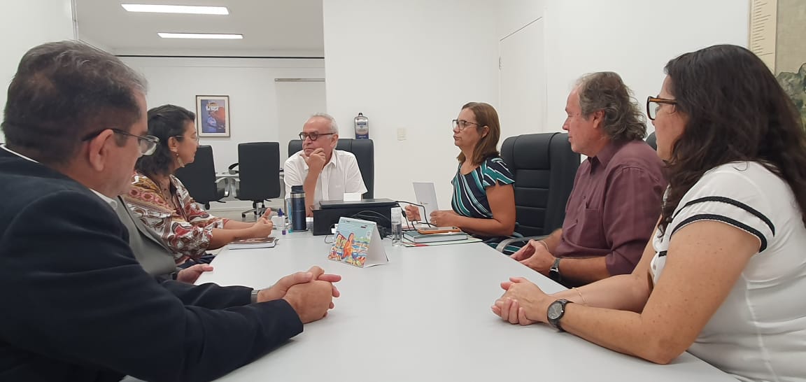 Doação do terreno Campus Mangabeira reunião.jpeg