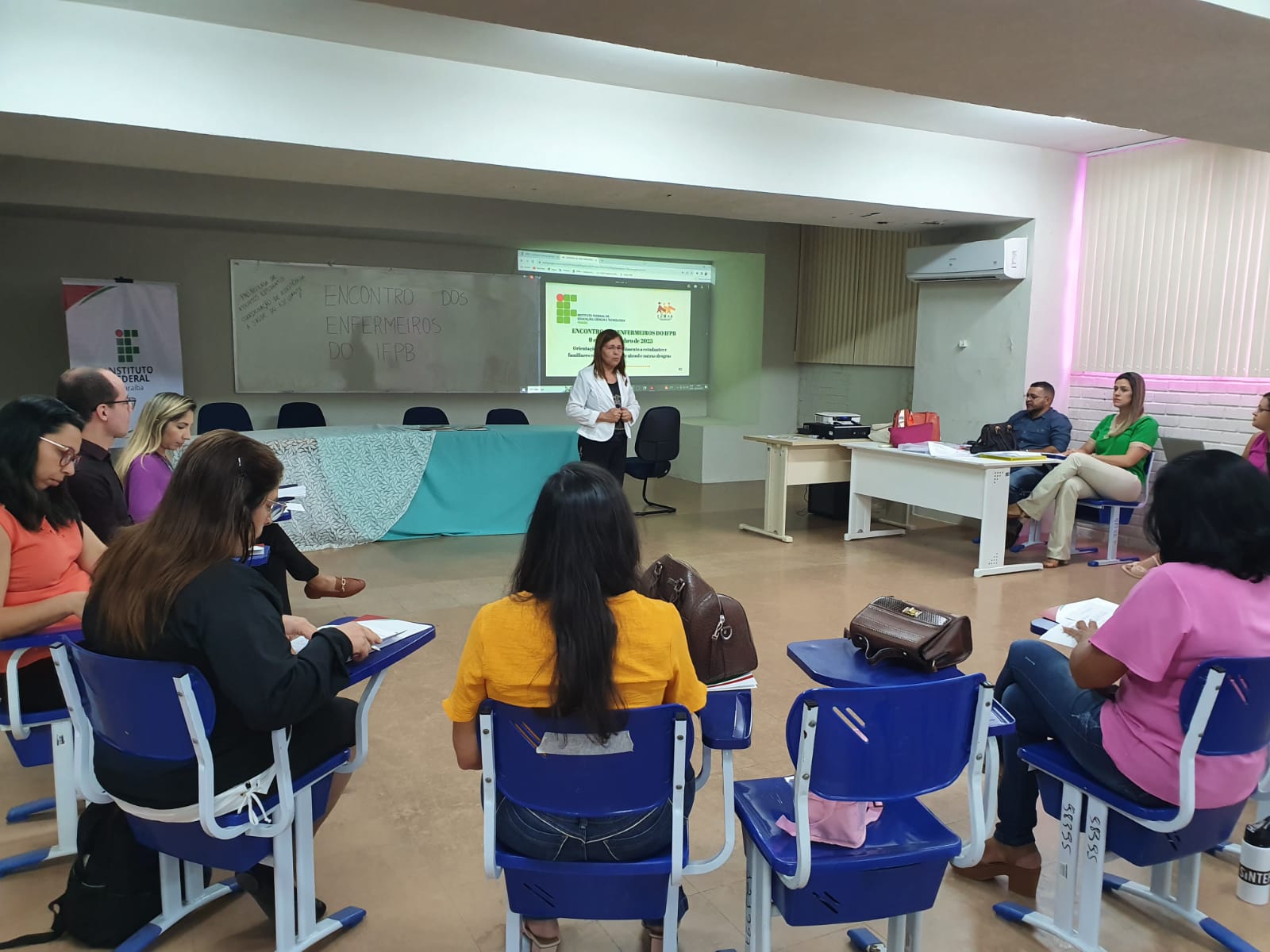 encontro dos enfermeiros - palestra Inise Machado.jpeg