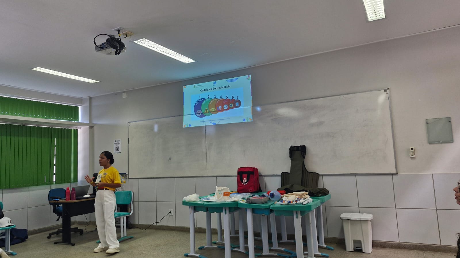 Oficina temática.jpeg Oficina temática.jpeg