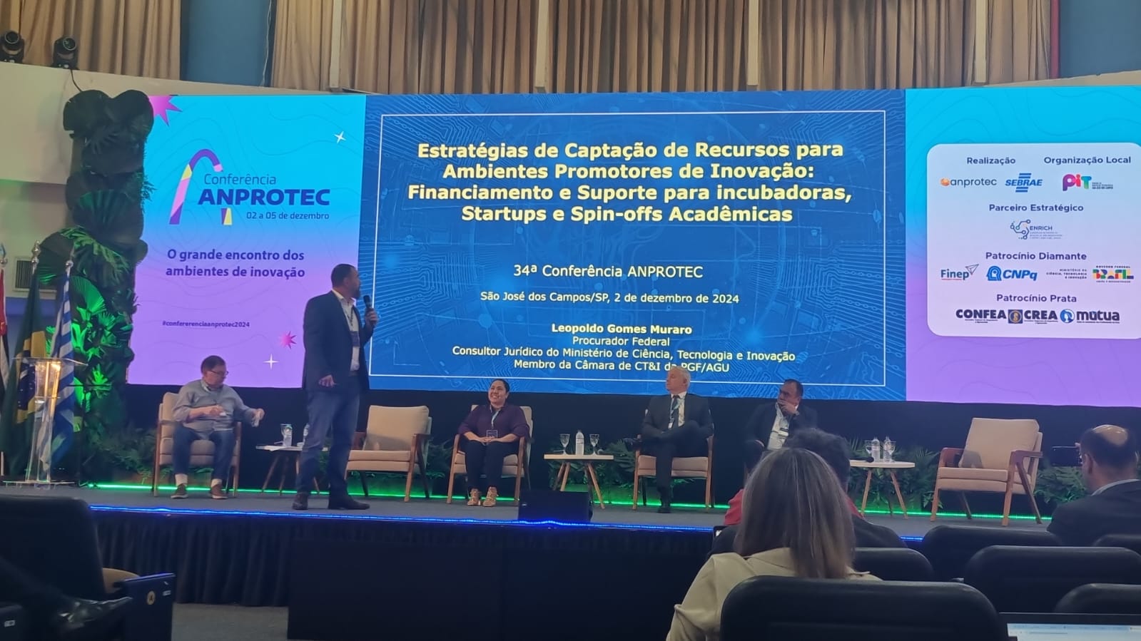Conferência da Anprotec 2.jpeg