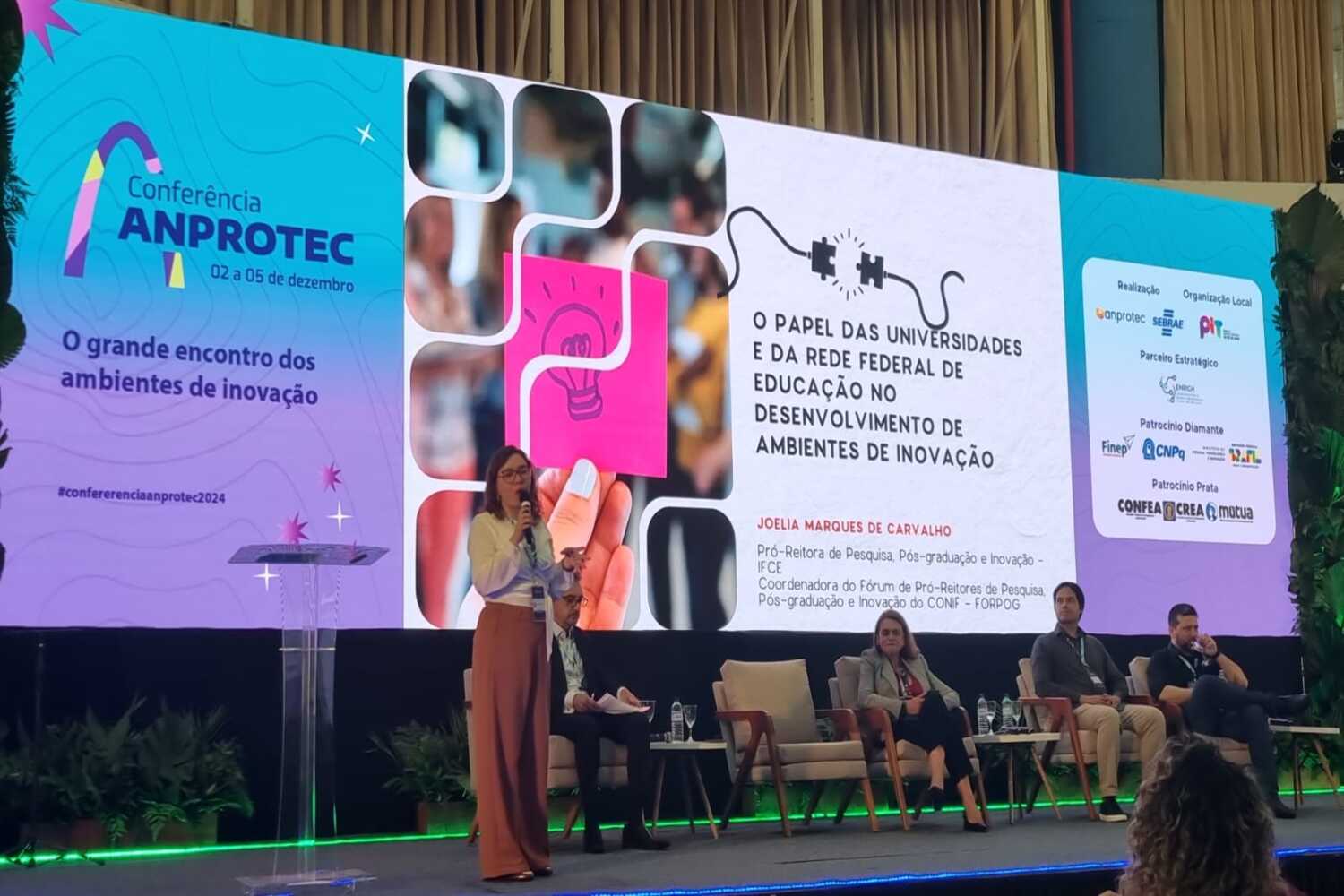 Conferência da Anprotec.jpeg