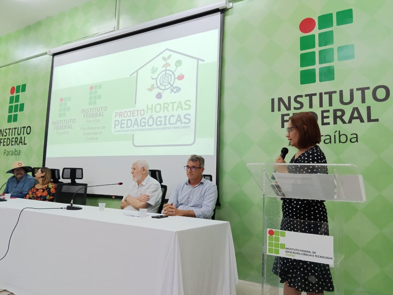 Lançamento do projeto Hortas Pedagógicas 2 - Crédito da Imagem _ Angélica Lúcio .jpeg