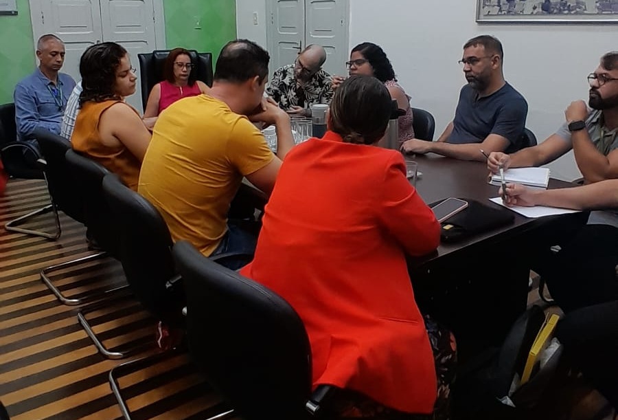 Reunião_Reitora_sindicato.jpg