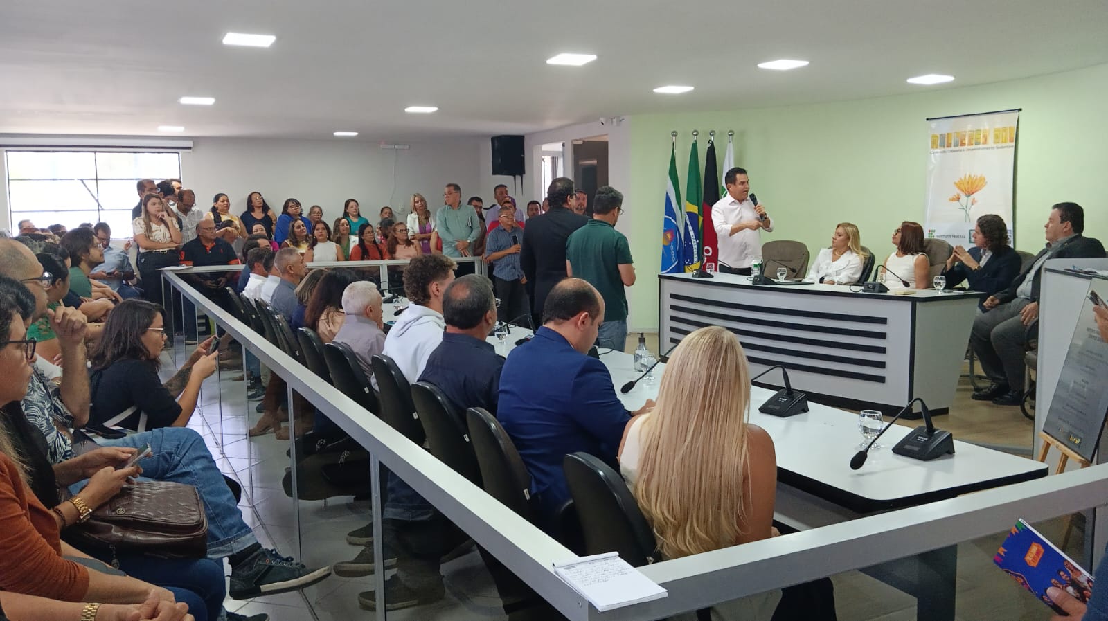 IFPB assina Ordem de Serviços do Campus Queimadas 10.jpeg