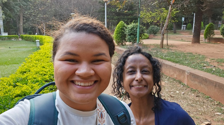 Estudante Alice Lourenço na Índia 2.jpg