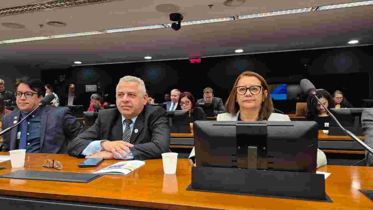 <built-in function id>