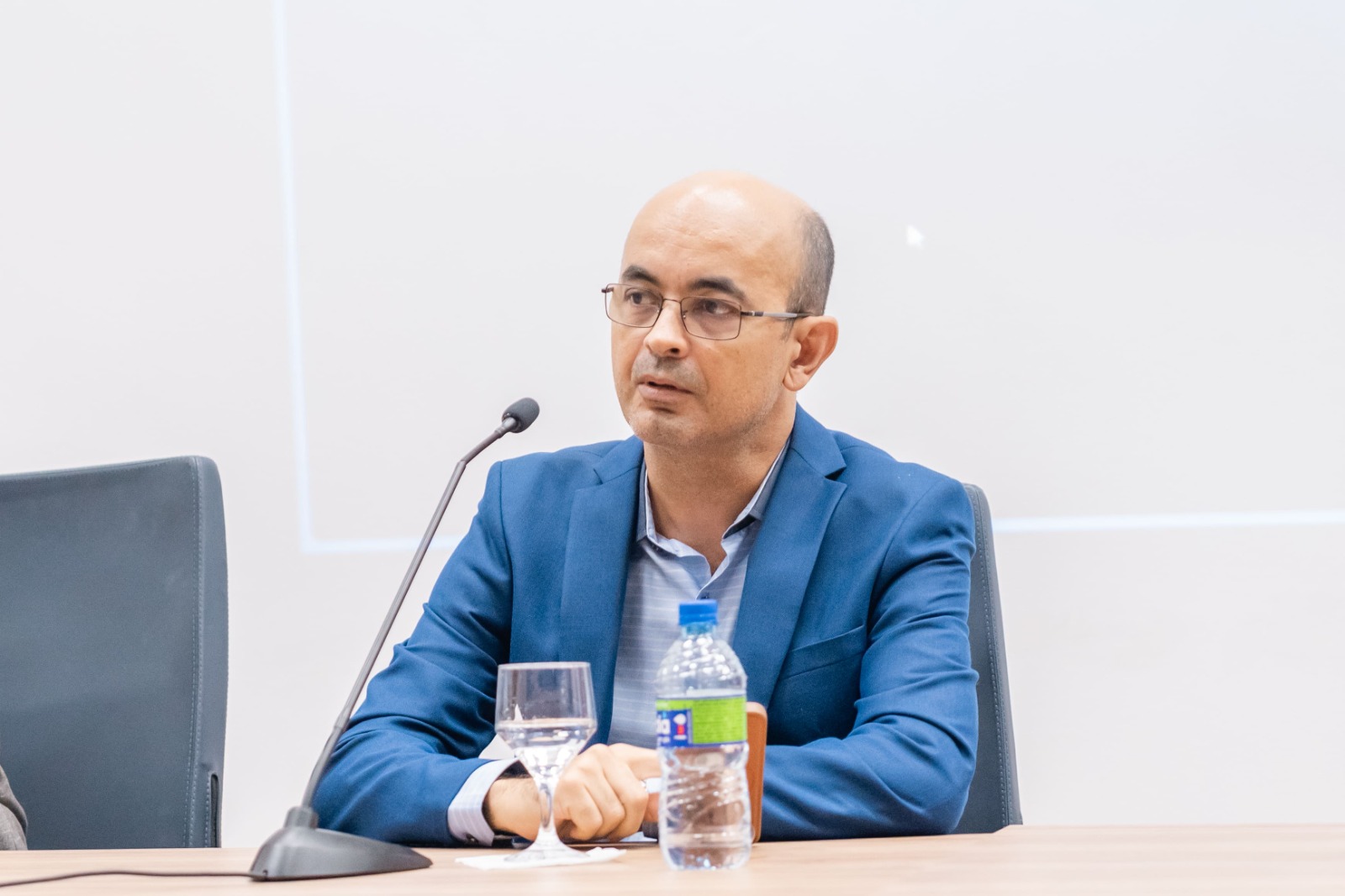 Professor Ademar Júnior