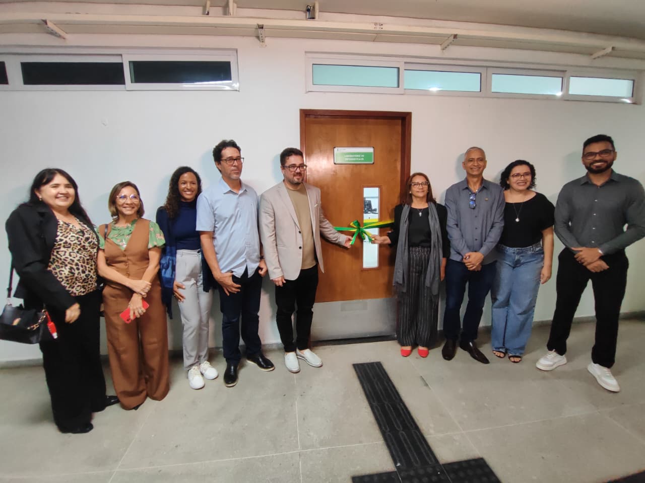 laboratórios esperança.jpeg