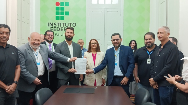 IFPB e Cagepa firmam parceria para capacitação tecnológica e inovação (14).jpg