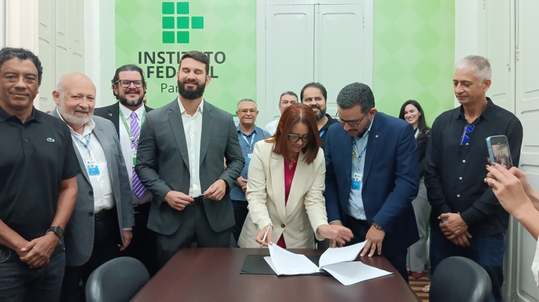 IFPB e Cagepa firmam parceria para capacitação tecnológica e inovação (8).jpg