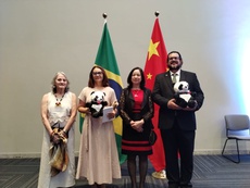 Com a Cônsul Geral da China Lan Heping