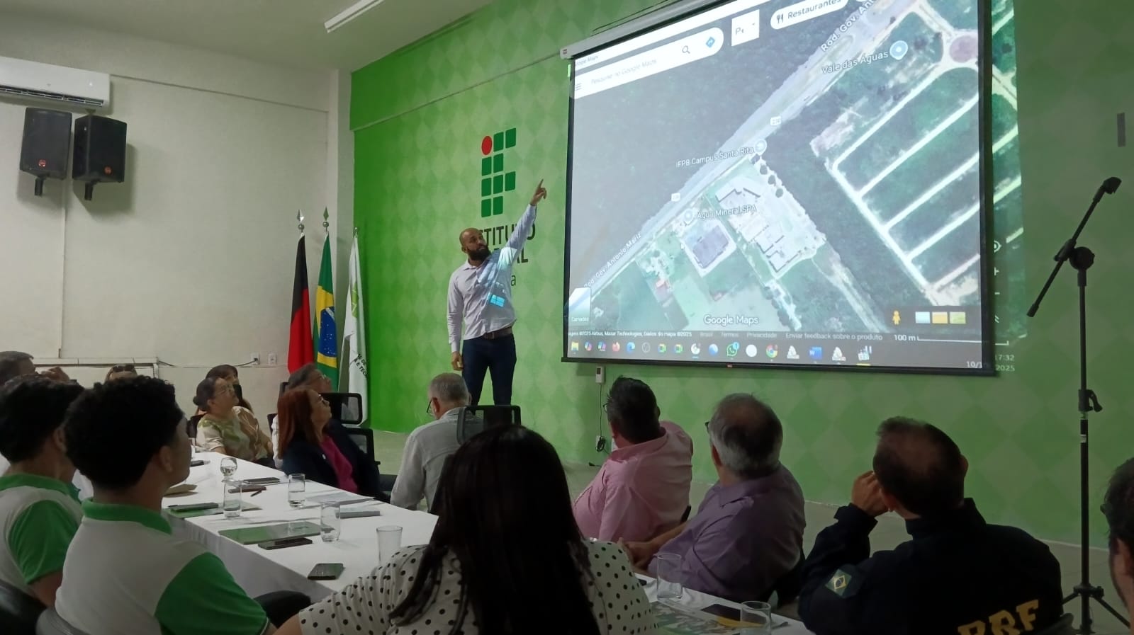 Reunião no IFPB debate situação precária do acesso ao campus Santa Rita (17).jpeg