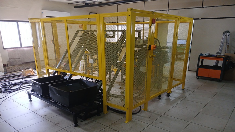 Projeto Smart Break Baru- Protótipo para quebra do baru e extração das castanhas.jpg