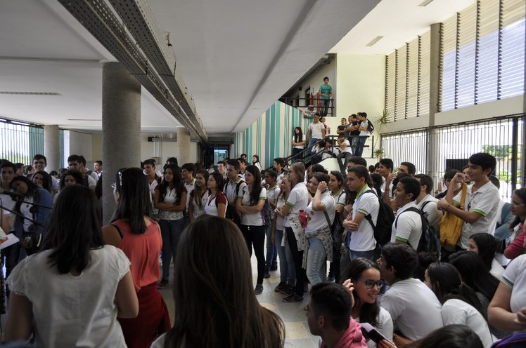 Momento de descontração no hall de entrada