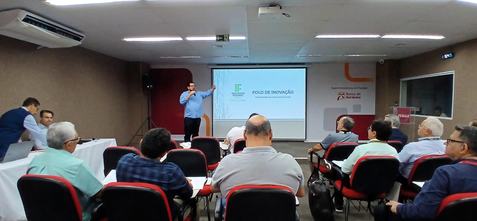 Reunião entre IFPB e BNB 4.jpeg