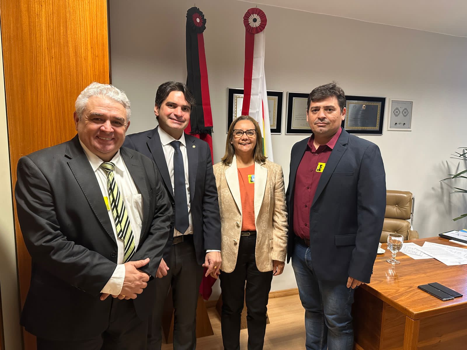 Com Murilo Galdino.jpeg