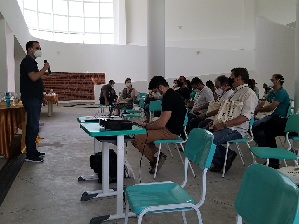 psicólogo Ícaro.jpeg