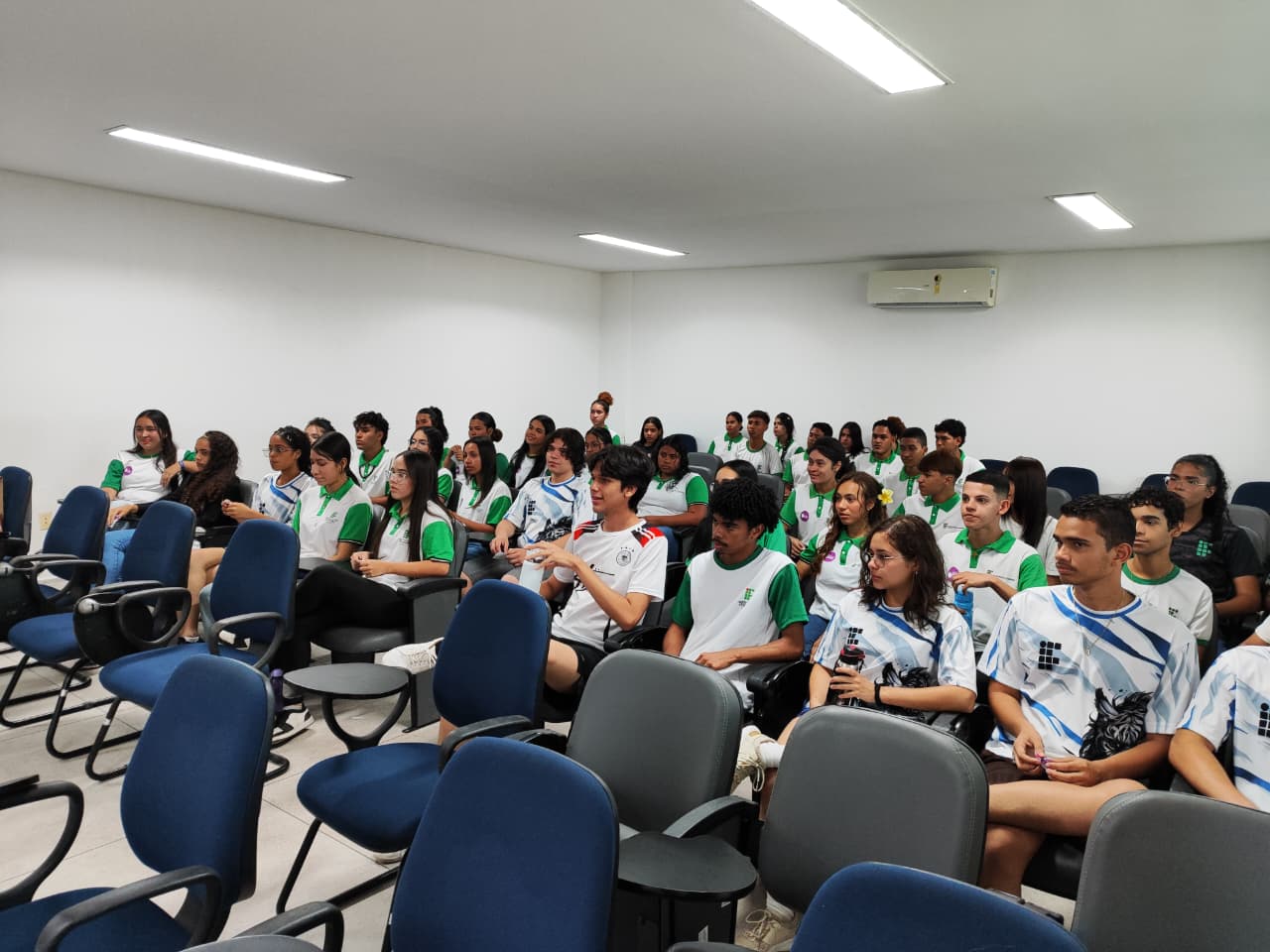 WhatsApp Image 2025-10-09 at 08.52.36.jpeg