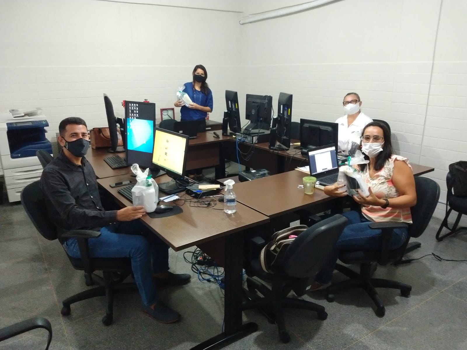 Entrega de kits na Reitoria