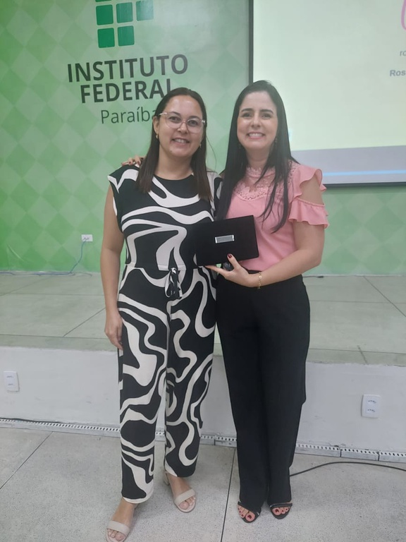 Palestra da Psicóloga Rossana Figueirêdo sobre Neurodiversidade