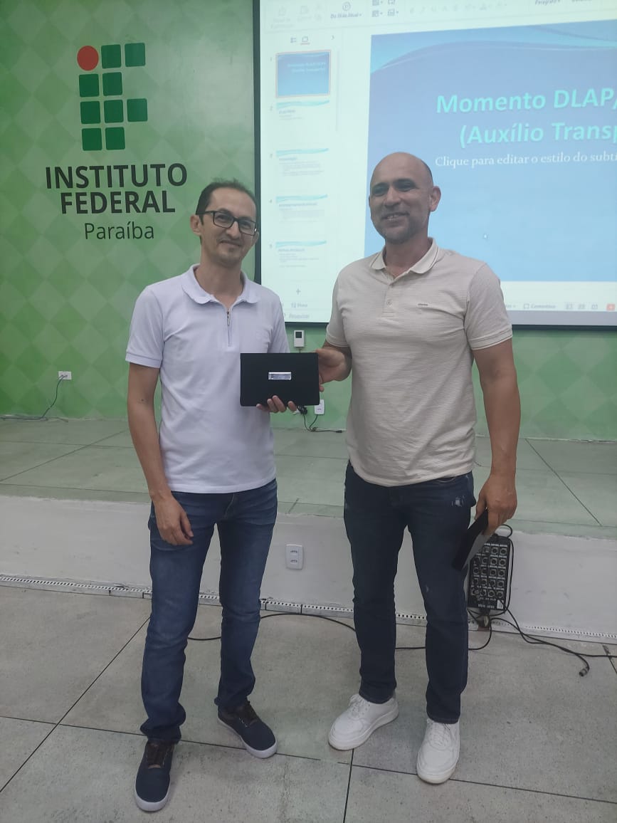 Palestra do servidor Aflaudizio Antunes sobre Auxílio Transporte