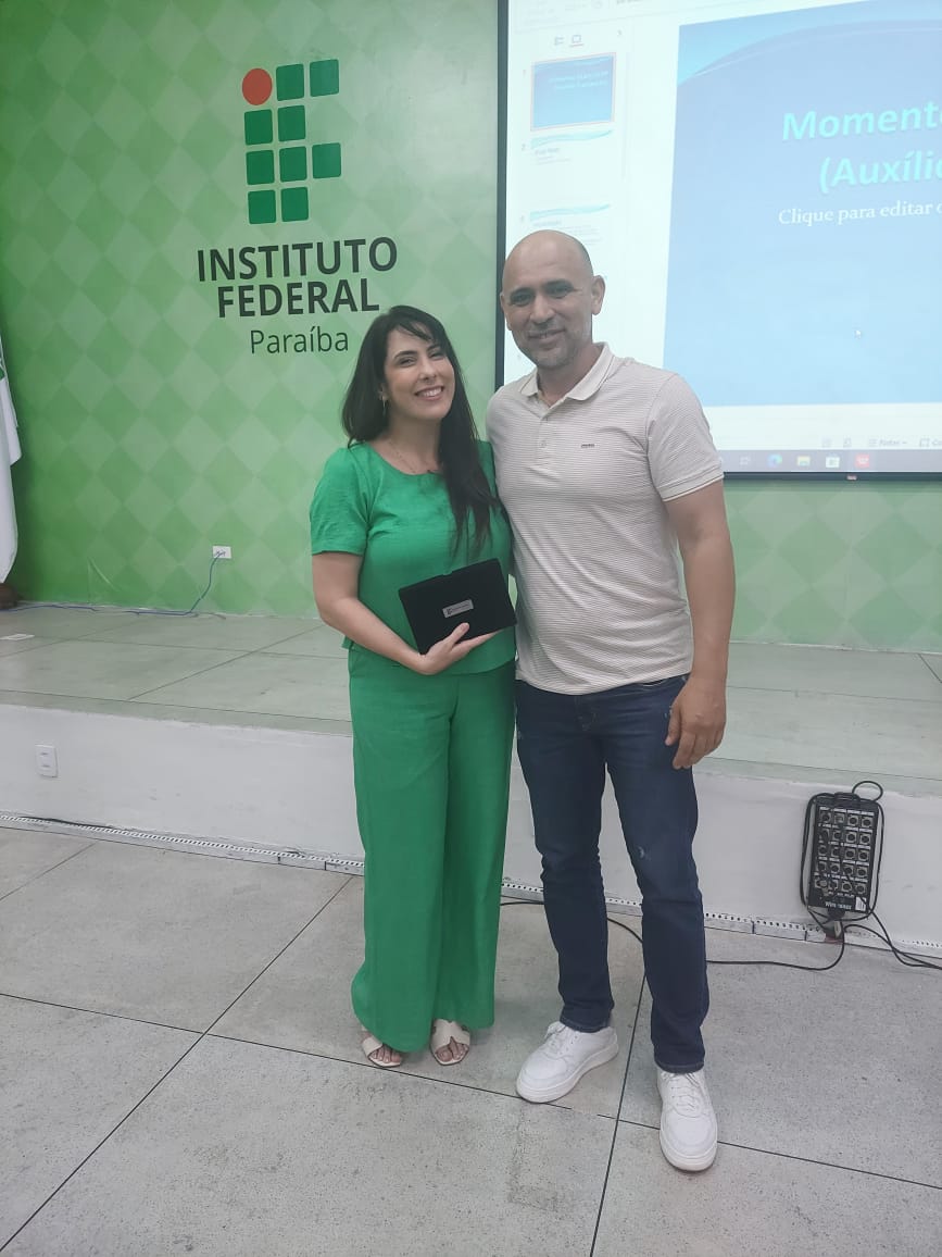 Participação da servidora Pryscilla Telênia sobre Auxílio Transporte