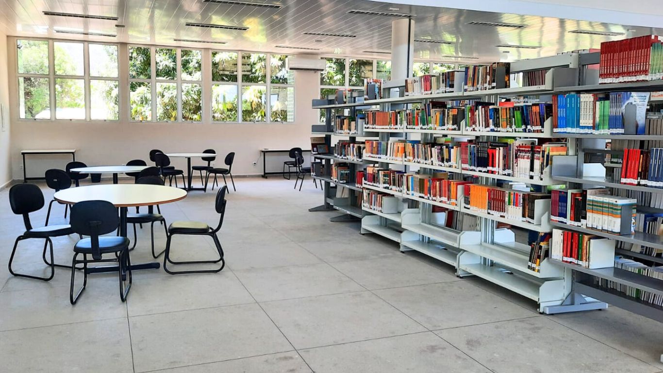 foto biblioteca site .jpg foto biblioteca site .jpg